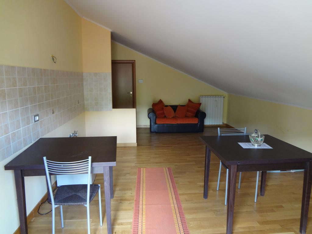 Le Stanze Di Bacco Villa Cagnano Amiterno Luaran gambar